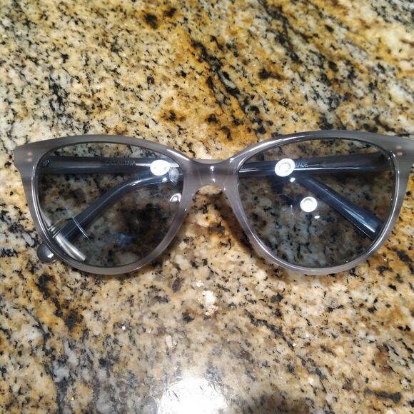 Laguna Eyewear Catalina Handmade Women's Sunglasses Gray Frame Gray Lens - Picture 11 of 12